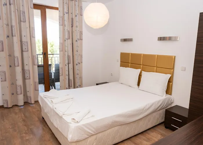 Paradise View Guest 公寓 索佐波尔