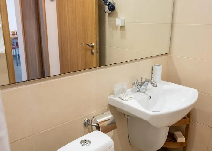 Paradise View Guest 公寓 *